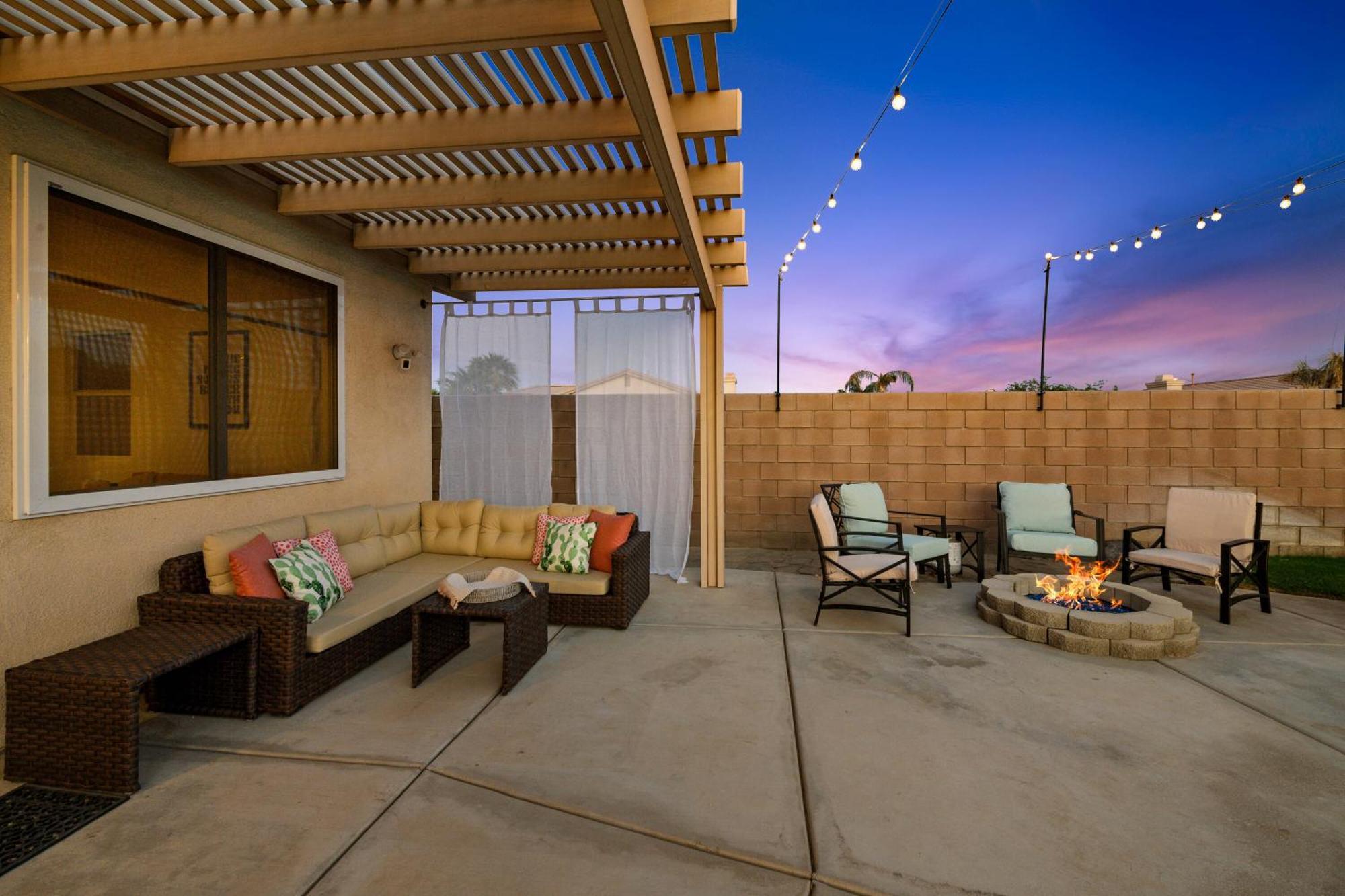 Casa Desert Muse With Heated Pool Spa Firepit Mini Golf And Games Індіо Екстер'єр фото